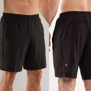 Lululemon Men's Black Athletic Run Response Shorts Lined with Zipper Pocket S